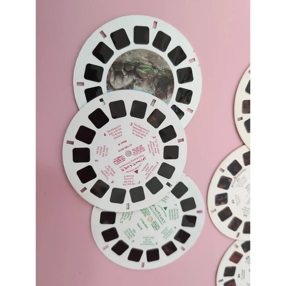 View-Master 3D Viewer w/ 19 Reels LOT Sesame Street, Princess‎ of Power, Etc.